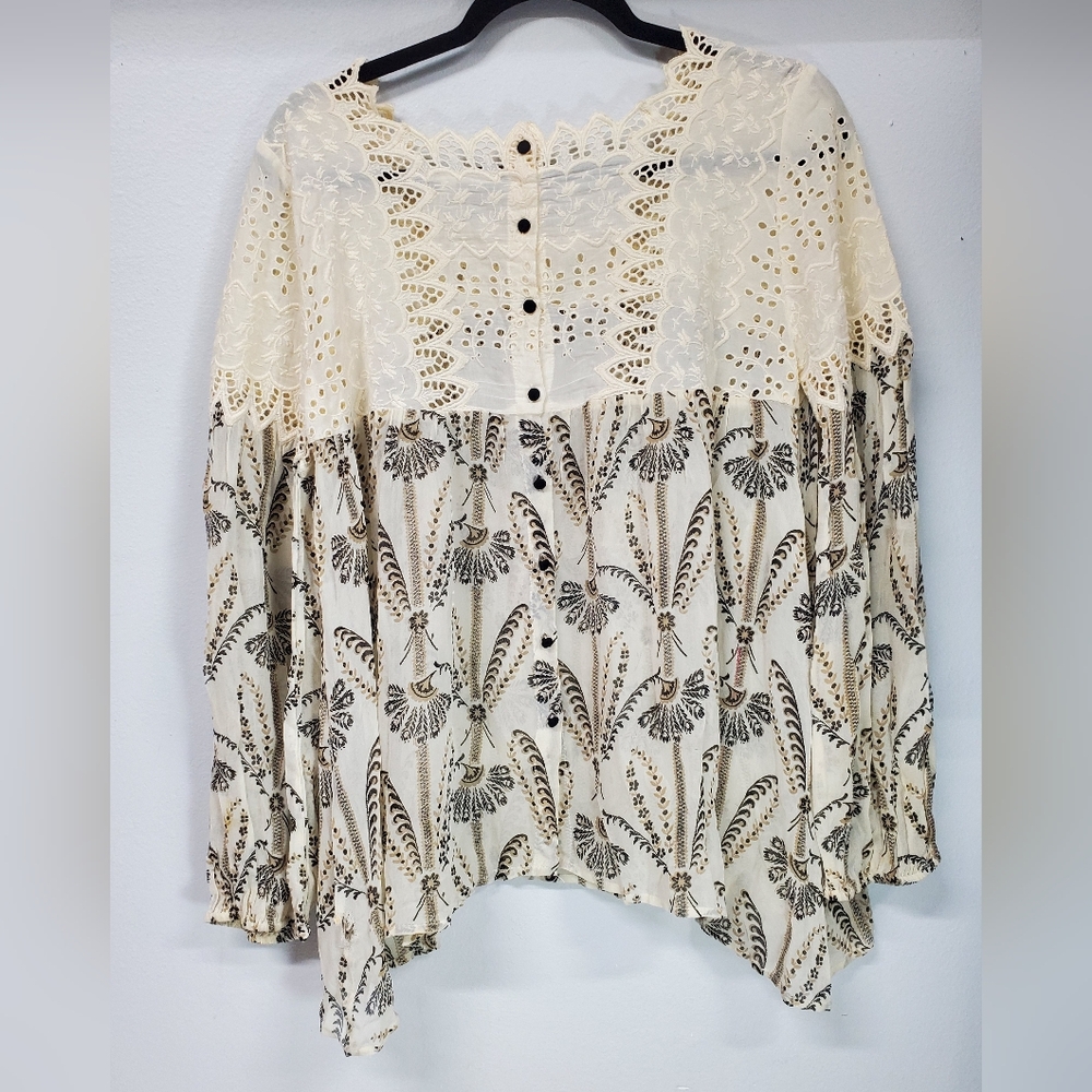 Floreat Cream Lace Yoke Floral Peasant Blouse - Picture 2 of 6